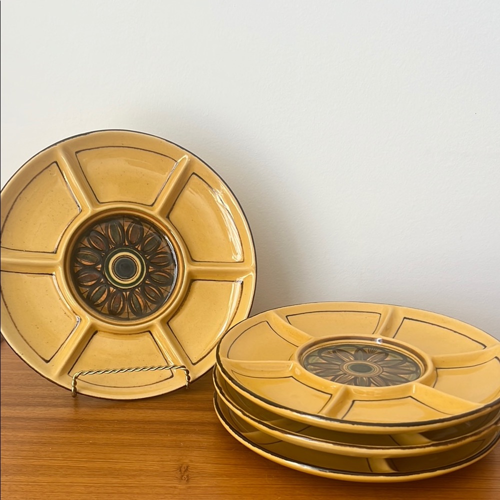 Vintage Ceramic Dinner Plates